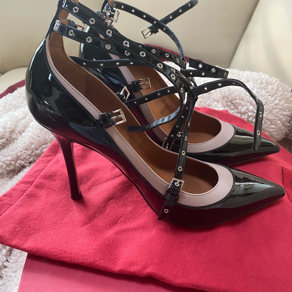Valentino love match gladiator black/taupe pumps
